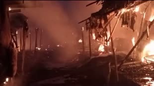 CG News : बुधवारी सब्जी बाजार में लगी भीषण आग। सैकड़ों दुकाने जलकर खाक.....