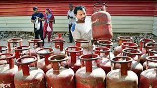 NEWS OF RELIEF: राहत की खबर, 171.50 रुपए सस्ता हुआ कमर्शियल सिलेंडर, जानें नया रेट