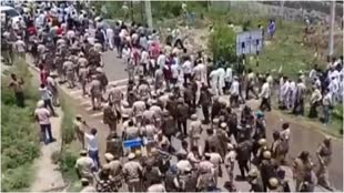 सूरजमुखी के MSP के लिए किसानों ने कुरुक्षेत्र में छेड़ी जंग, नेशनल हाईवे 44 पर लगाया जाम