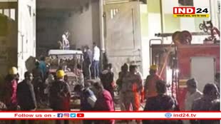 हरदा ब्लास्ट के बाद नीमच के गोदाम में पटाखे से लगी भीषण आग, लाखों का अनाज जलकर खाक