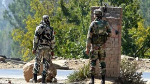 जम्मू-कश्मीर के नौशेरा में घुसपैठ कर रहे दो आतंकी ढेर, सर्च अभियान जारी