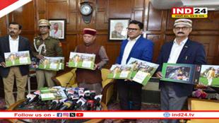 सीएम धामी ने किया कॉफी टेबल बुक का विमोचन, डैश बोर्ड का हुआ शुभारंभ