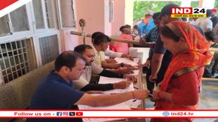 चुनाव चिन्ह मिलते ही प्रत्याशियों ने शुरू किया डोर-टू-डोर अभियान, त्रिस्तरीय पंचायत चुनाव में झोंकी पूरी ताकत