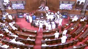 PM Modi Reply: राष्ट्रपति के अभिभाषण पर आज पीएम मोदी देंगे जवाब, सांसद निशिकांत दुबे ने की राहुल गांधी पर कार्यवाही की मांग