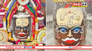 मस्तक पर लगाया चंदन का तिलक, त्रिशूल और डमरू के साथ भस्म आरती में इस तरह सजे बाबा महाकाल