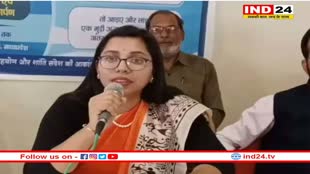 बैतूल से भोपाल पैदल यात्रा पर निकली नेहा बांगरे, मुख्यमंत्री निवास के सामने आमरण अनशन करने की दी चेतावनी 