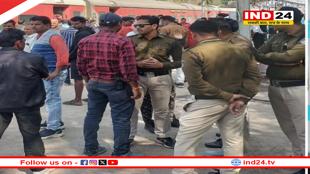 बनारस से मुंबई जा रही कामायनी एक्सप्रेस में बम की सूचना, बीना स्टेशन पर यात्रियों को उतारा