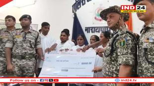 अबूझमाड़ में 12 नक्सलियों ने किया आत्मसमर्पण, 18 लाख का था इनाम