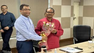 CG NEWS : डॉ. प्रेमसाय सिंह टेकाम ने ग्रहण किया राज्य योजना आयोग के अध्यक्ष पद का कार्यभार....