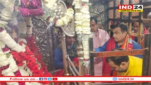 नितिन गडकरी ने मां विंध्यवासिनी के दरबार पहुंचकर किया दर्शन-पूजन, कॉरिडोर निर्माण कार्य का किया निरीक्षण 