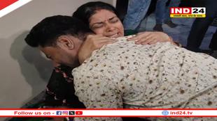 राजा की मां के गले लगकर खूब रोया सोनम का भाई, बोला- दोषी है बहन, तो फांसी दो