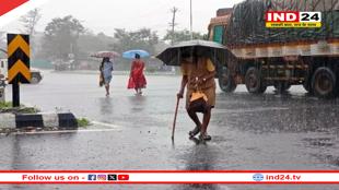 Weather Update Today: यूपी-उत्तराखंड समेत 14 राज्यों में बारिश का अलर्ट, यहां आंधी और ओले गिरने की चेतावनी