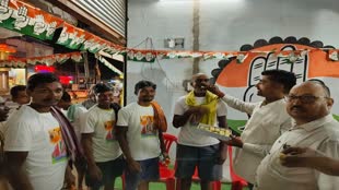 CG NEWS : भानुप्रतापपुर हमाल संघ ने  कॉंग्रेस पार्टी में  किया प्रवेश, संघ के सभी सदस्यों का कॉंग्रेस ने गमछा और मिठाई के साथ किया स्वागत ।