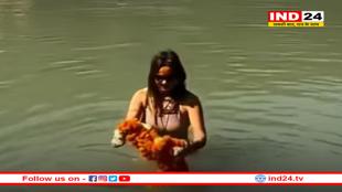 ऋषिकेश में विदेशी महिला का ‘बिकिनी डिप’ बना चर्चा का विषय