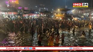 UP: कार्तिक पूर्णिमा का मुख्य स्नान जारी- उमड़ा आस्था का सैलाब