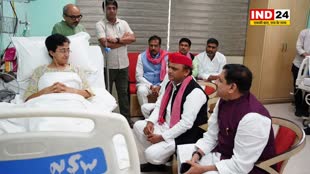 अखिलेश यादव ने आतिशी से की मुलाकात, मोदी सरकार पर साधा निशाना