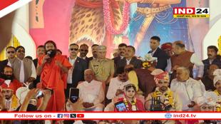 CM के बेटे की शादी में बाबा रामदेव, पतंजलि योग पीठ की तरफ से सभी जोड़ों को एक-एक लाख