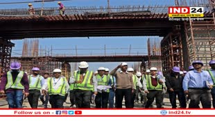 Metro In Indore: इंदौर में मेट्रो प्रोजेक्ट की सुस्त चाल पर अधिकारीयों पर भड़के मप्र मेट्रो रेल कारपोरेशन के एमडी मनीष सिंह