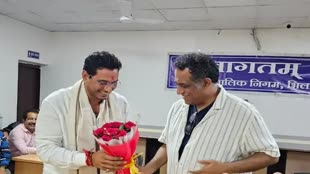 CG NEWS : छत्तीसगढ़ पहुंचे अनुराग बासु बोले- विधायक देवेंद्र यादव की पर्सनालिटी बॉलीवुड हीरो जैसी…....