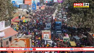 संगम के सफर में महाजाम- हाईवे पर वाहनों की कतारें