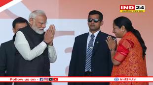 दिल्ली की CM बनने के बाद पहली बार PM मोदी से मिलीं रेखा गुप्ता