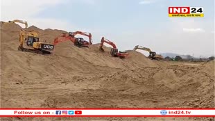 अवैध रेत पर कलेक्टर का बड़ा एक्शन, 30 ट्रक पकड़े, जेसीबी मशीन भी जब्त