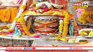 भस्म आरती में सूर्य और चंद्रमा से सजे बाबा महाकाल