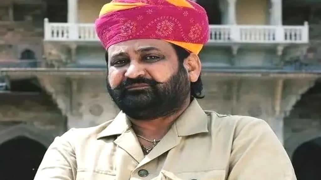 राष्ट्रीय राजपूत करणी सेना के सदस्यों ने गोगामेड़ी की हत्या के विरोध में गुरुवार को मध्य प्रदेश बंद का किया आह्वान