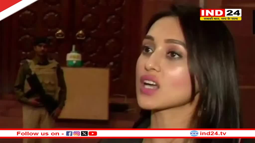 लोकसभा चुनाव से पहले TMC को लगा तगड़ा झटका, Mimi Chakraborty ने सांसद पद से दिया इस्तीफा