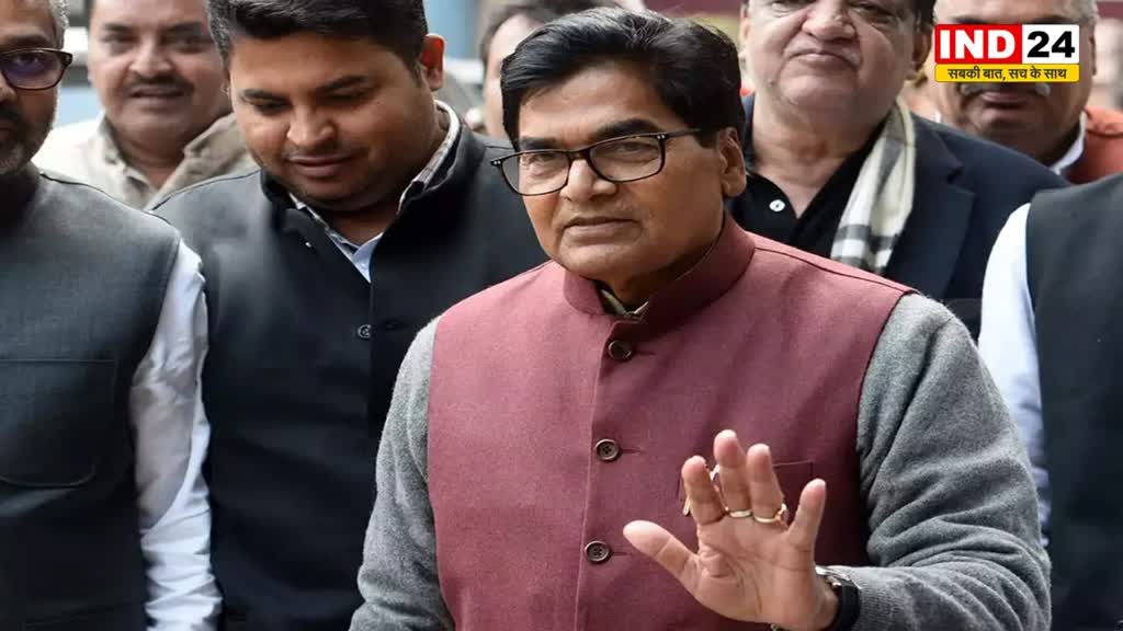 रामगोपाल यादव ने साधा योगी पर निशाना, बोले सीएम की बिरादरी के न जाने कितने लोग डकैत और अपराधी होंगे, लेकिन... 