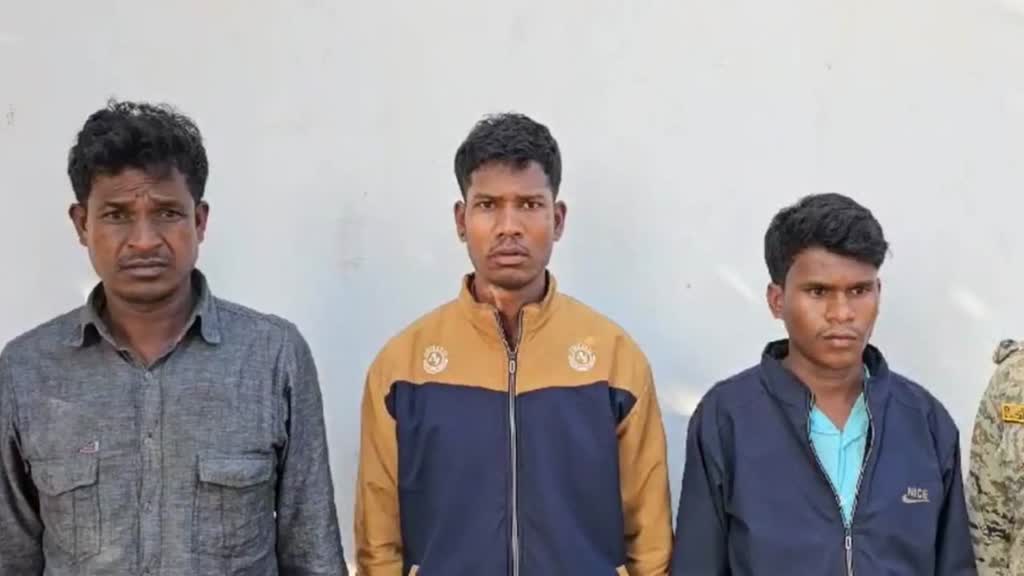 CG NEWS : नारायणपुर पुलिस को मिली सफलता, भाजपा नेता रतन दुबे की हत्या मामले में चार नक्सली गिरफ्तार.....