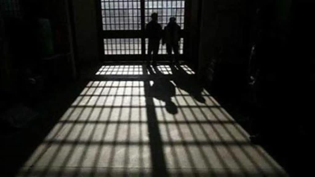 CG NEWS :  बाल सुधार गृह से 7 कैदी हुए फरार, नाबालिग आरोपियों का CCTV फुटेज आया सामने, तलाश में जुटी पुलिस…