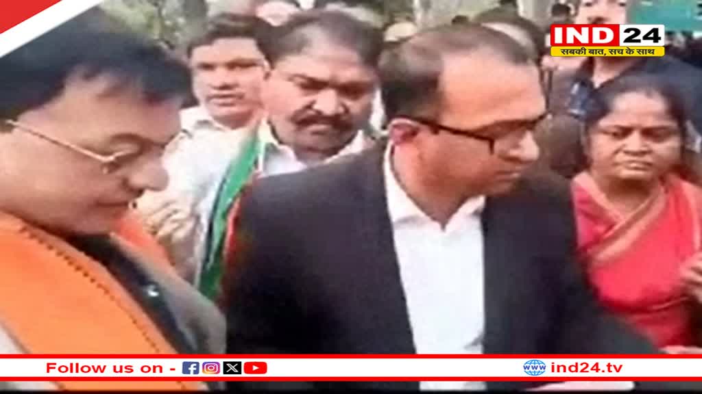 उद्योग मंत्री ने महिलाओं को दी धमकी, कहा- “ज्यादा हेकड़ी दिखाओगे तो पुलिस बुलाकर फेंकवा दूंगा”