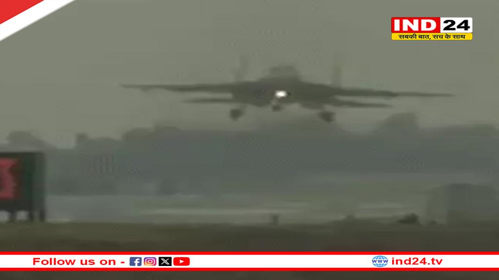 गंगा एक्सप्रेसवे पर गरजे राफेल-सुखोई, पहली बार हाईवे पर नाइट लैंडिंग ट्रायल भी होगा