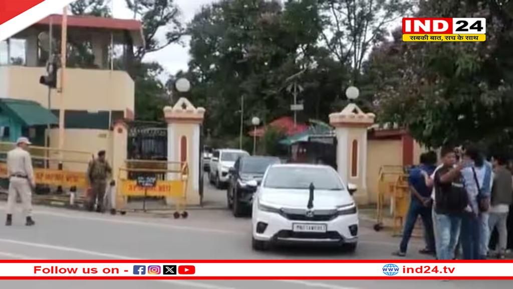 मणिपुर में अचानक सरकार बनाने की हलचल, गवर्नर से मिले बीजेपी नेता, 44 विधायकों के समर्थन का दावा