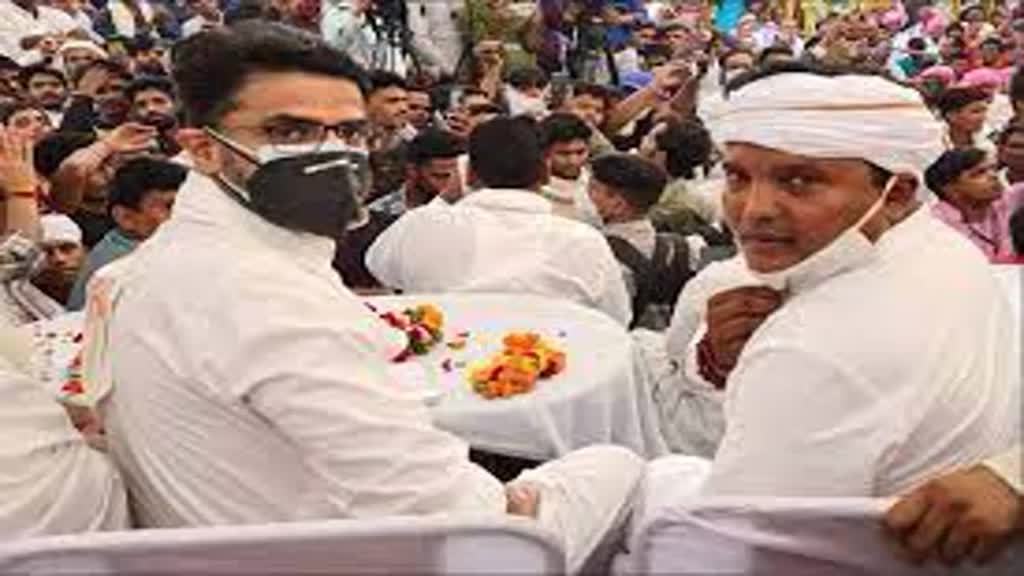 एमपी में दिग्गजों के तूफानी दौरे, सचिन पायलट और बी वी श्रीनिवास इन सीटों पर झोकेंगे ताकत