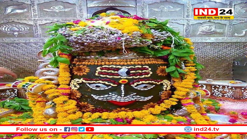 भस्म आरती में त्रिपुंड लगाकर सजे बाबा महाकाल, श्रृंगार के बाद रमाई गई भस्म