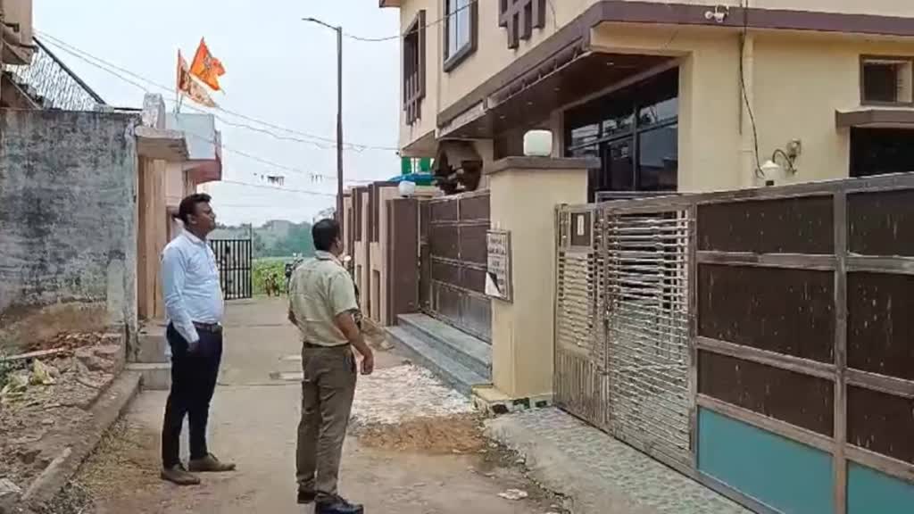 CG NEWS : छत्तीसगढ़ में महादेव सट्टा एप मामले में ईओडब्ल्यू की टीम पहुंची कांकेर, रायपुर, भिलाई, राजनांदगांव समेत दो दर्जन से ज्यादा ठिकानों पर एक साथ रेड