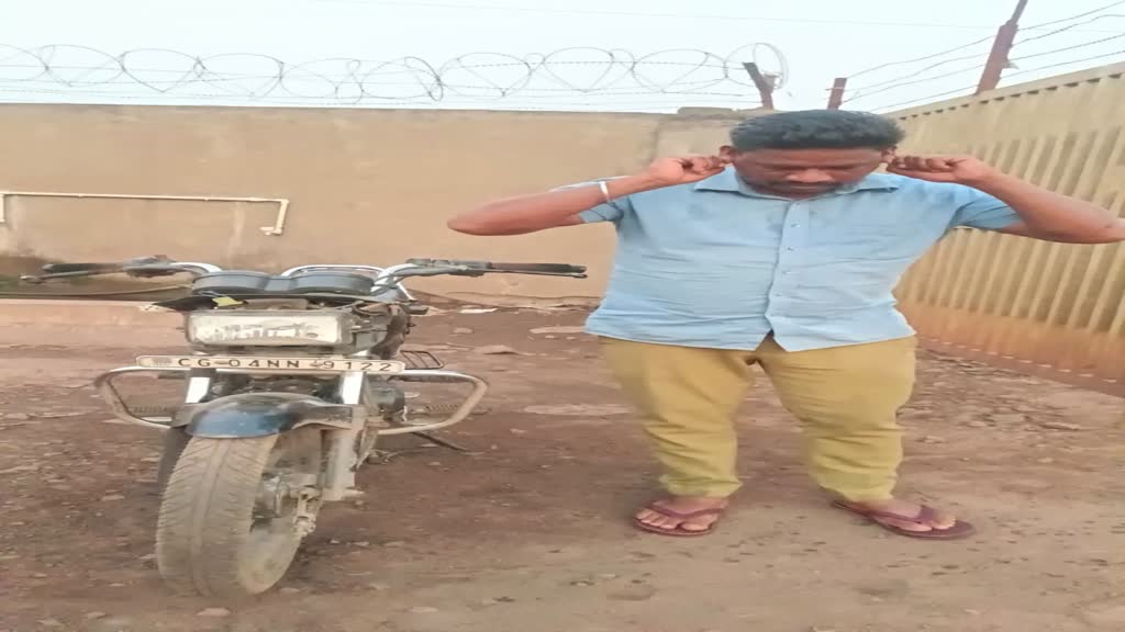 CG NEWS : दो पहिया वाहन में स्टंटबाजी करना पड़ा महंगा, वीडियो वायरल होने के बाद पुलिस सक्रिय..