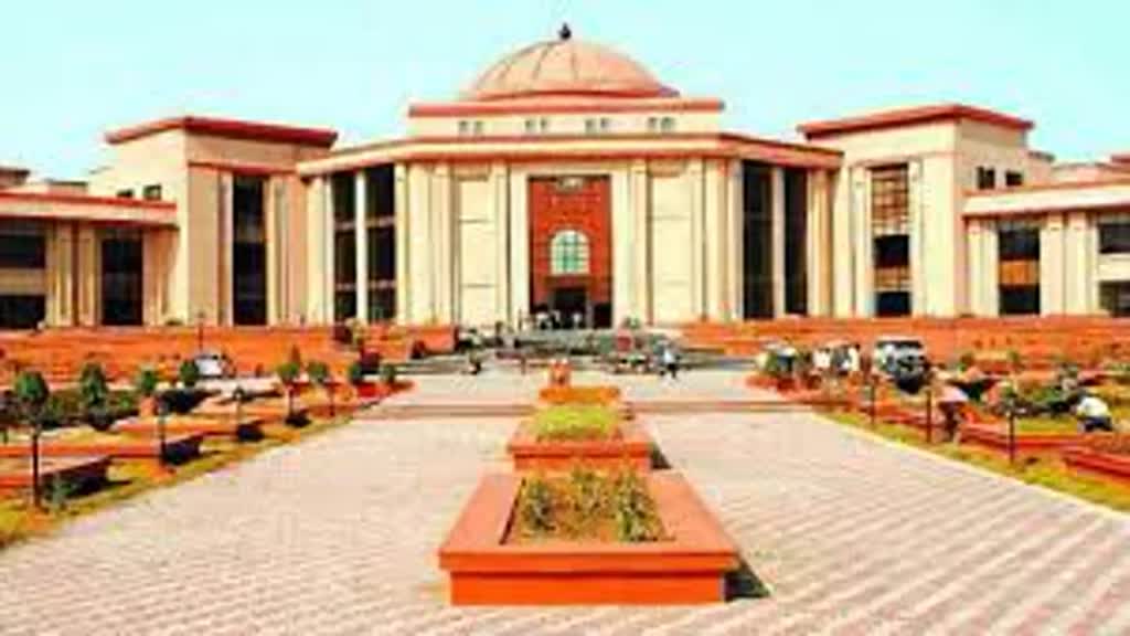 CG NEWS :  कवर्धा जिले में हुआ दर्दनाक हादसा के बाद आदिवासियों की मौत पर हाईकोर्ट ने लिया संज्ञान...