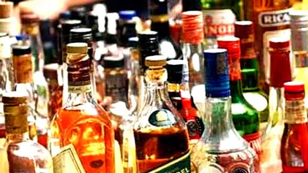 CG NEWS : गांव-गांव खुलेआम बिक रही अवैध शराब, जिम्मेदार मौन....