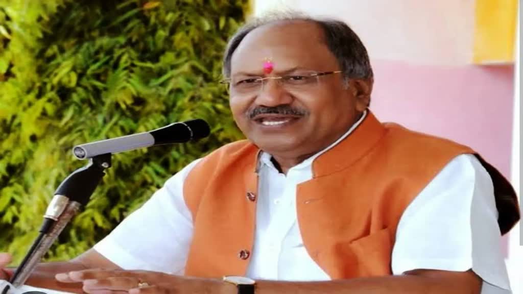 CG NEWS - कांग्रेस के अडानी वाले पोस्टर लॉन्चिंग को लेकर ,पूर्व मंत्री बृजमोहन अग्रवाल का पलटवार..