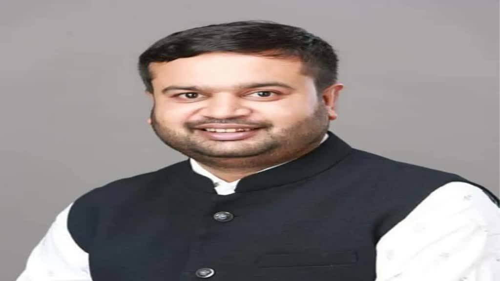 CG NEWS : युवा कांग्रेस के रायपुर ग्रामीण के जिलाध्यक्ष निष्कासित