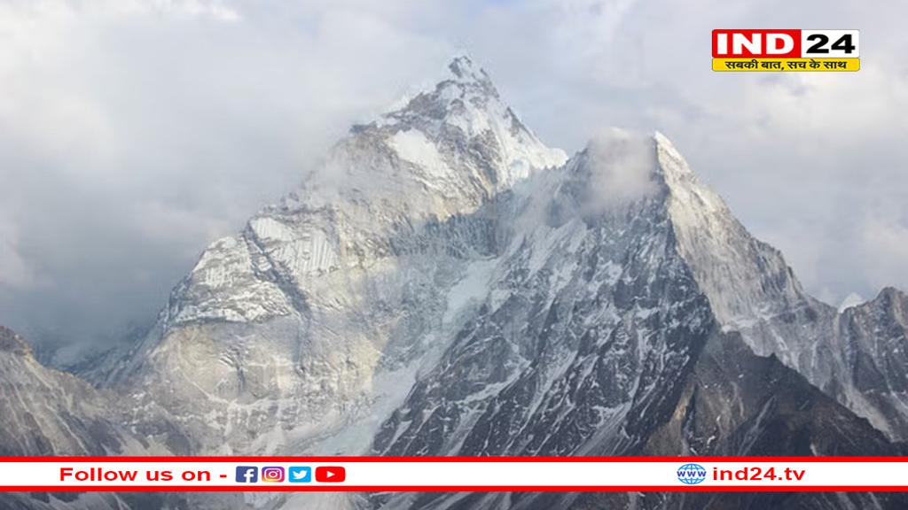 माउंट एवरेस्ट पर 150 मीटर तक घट गया हिम आवरण