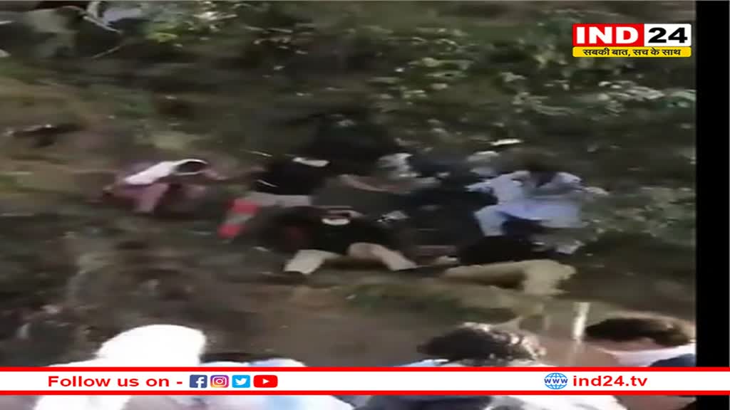 PoK में गृहयुद्ध जैसे हालातः भड़के लोगों ने जमकर पीटे पाकिस्तानी पुलिसकर्मी