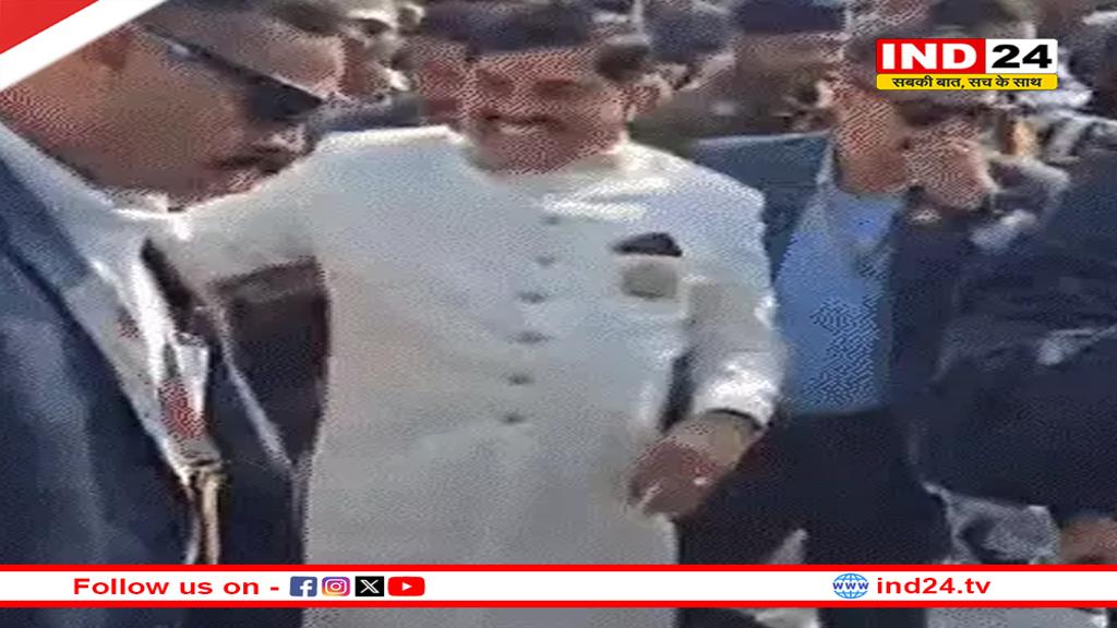 22 दूल्हों के साथ निकली सीएम के बेटे की बारात