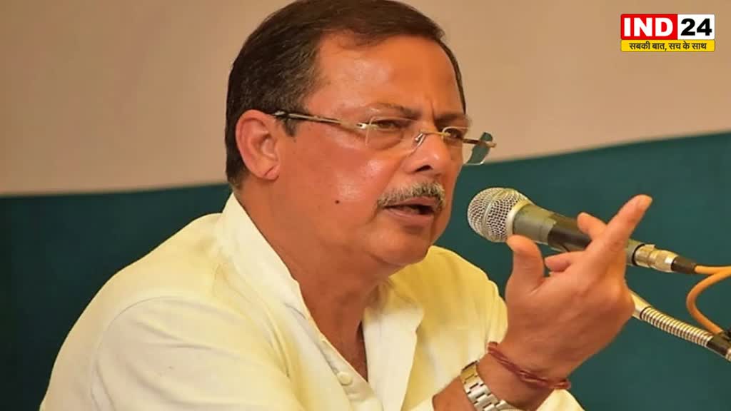 कांग्रेस नेता अजय सिंह का तोमर पर तंज, कार्यकर्ताओं को संबोधित करते हुए बोले - आपकी एकता और ताकत के सामने मुन्ना भैया और महल कमजोर पड़ जाएंगे