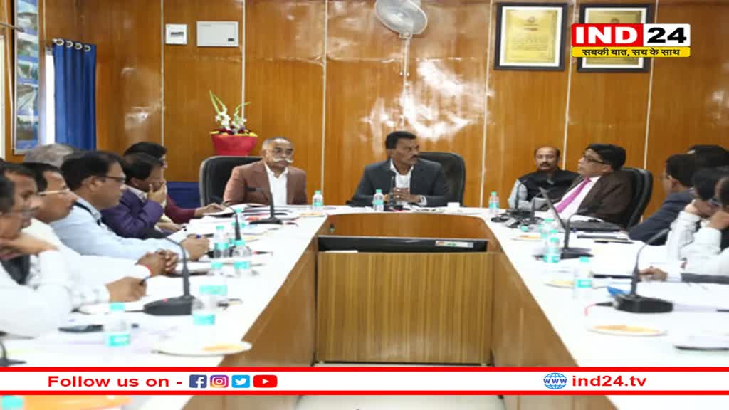 जल संरचनाओं के आस-पास से अतिक्रमण हटाए जाएं एवं वृक्षारोपण किया जाए- तुलसी राम सिलावट