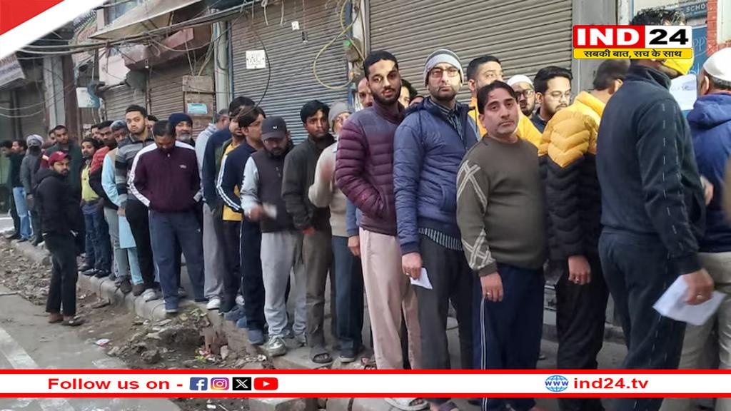 दिल्ली में 1 बजे तक 33.31% वोटिंग, मुस्तफाबाद में सबसे ज्यादा तो करोलबाग-मॉडल टाउन में सबसे कम वोटर पहुंचे बूथ पर