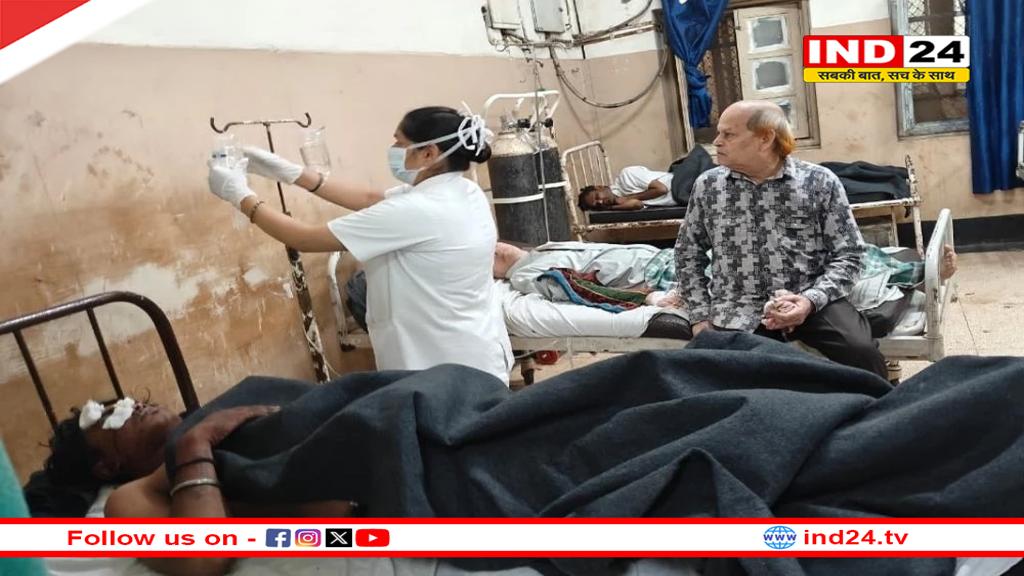 ओंकारेश्वर से उज्जैन जा रही बस 20 फीट गहरी खाई में गिरी, तीन यात्रियों की मौत